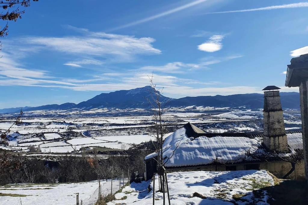 Alojamiento La Atalaya De Araguas Araguas del Solano Luaran gambar