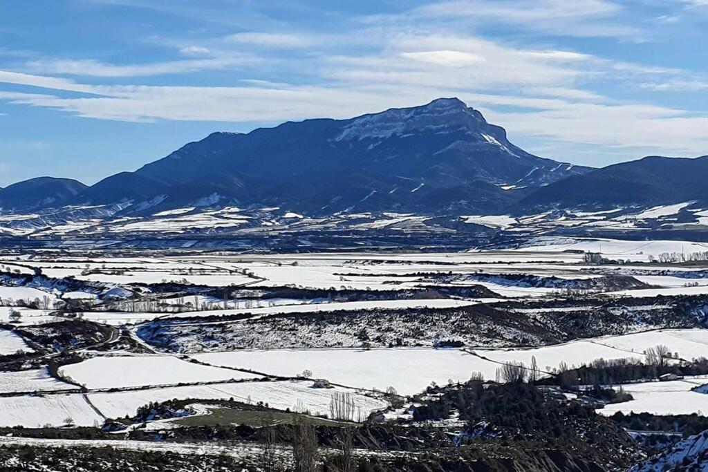 Alojamiento La Atalaya De Araguas Araguas del Solano Luaran gambar
